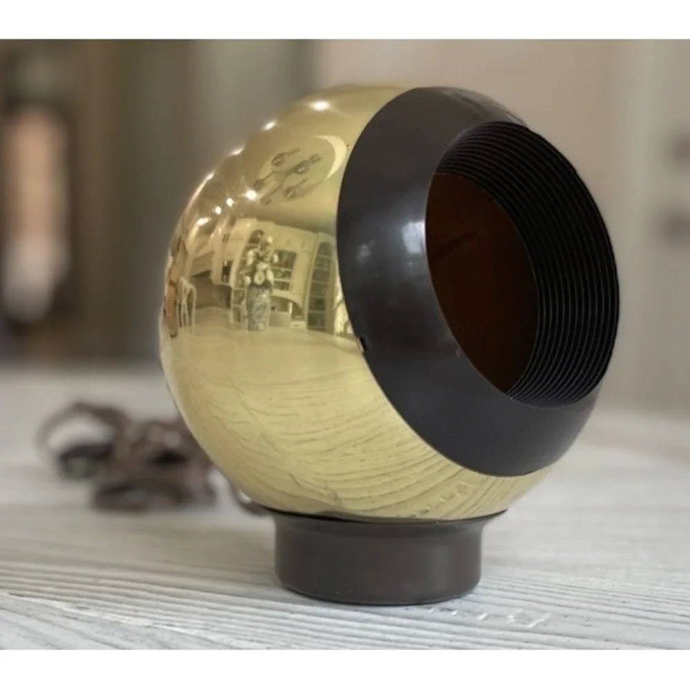 MCM Vintage 1960s Magna-spot Eyeball lamp: Space age Design in Solid Brass, Rare